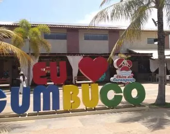 Letreiro Eu Amo Cumbuco